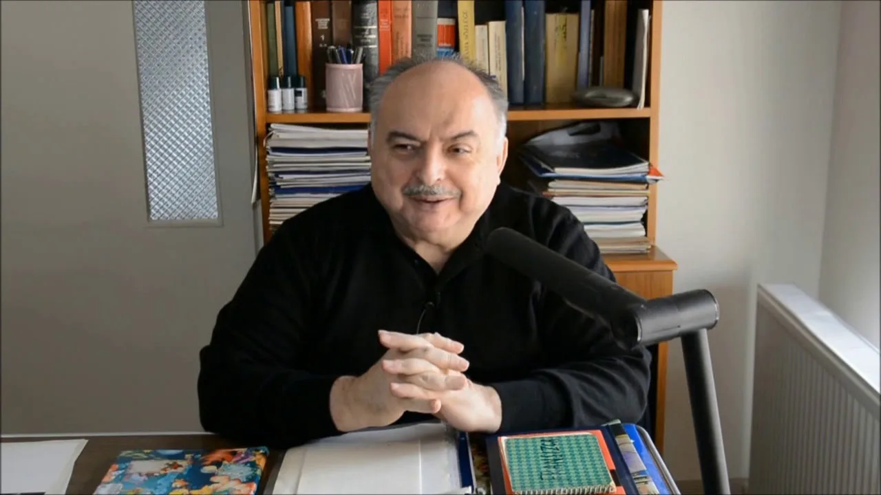 oie_7104336UmRwI6L6 MEHMET MÜMTAZ TUZCU’NUN MAKET BIÇAĞI