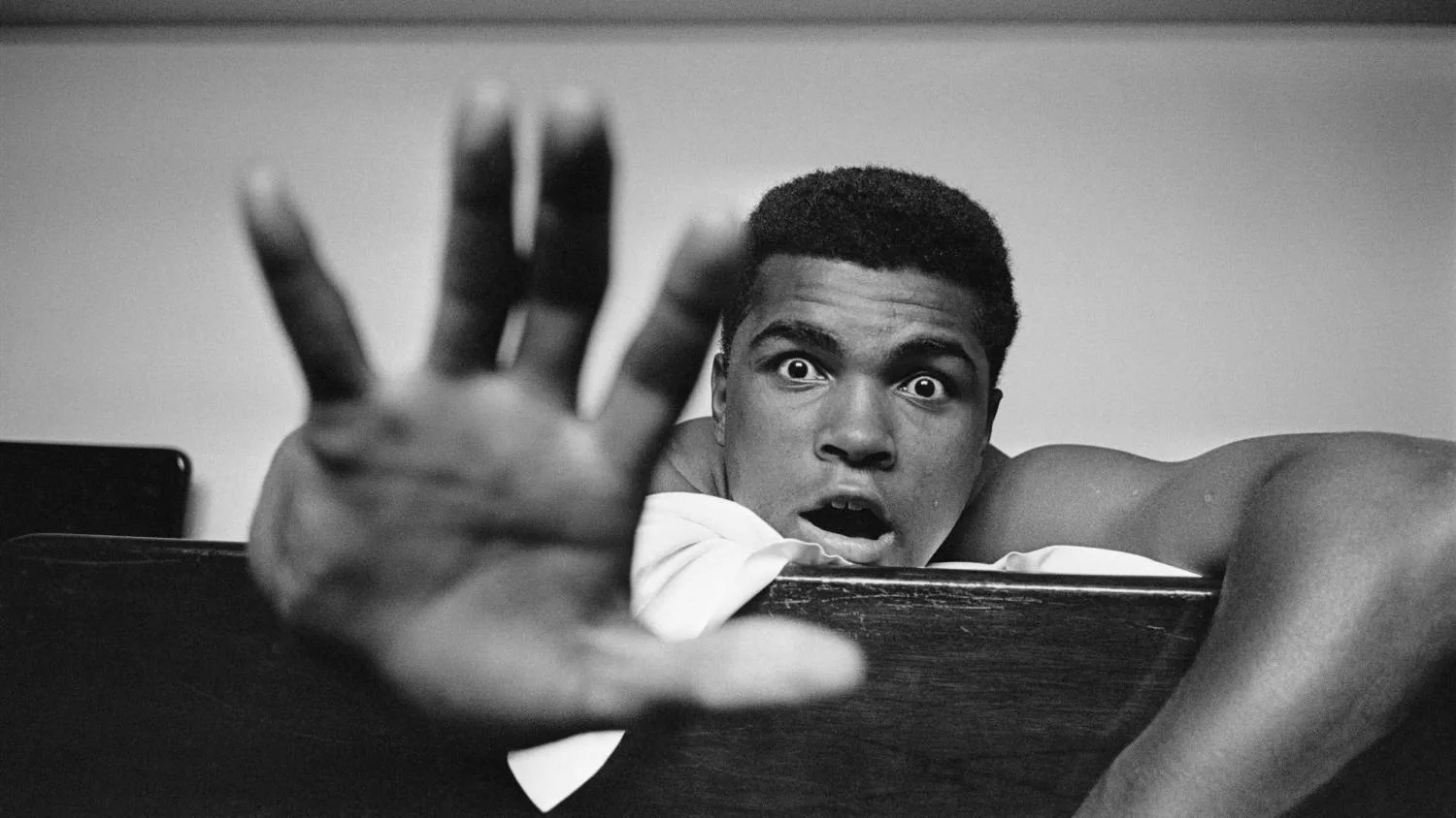 Özgürlüğün Sesi ve Azmin Yumruğu: Muhammed Ali