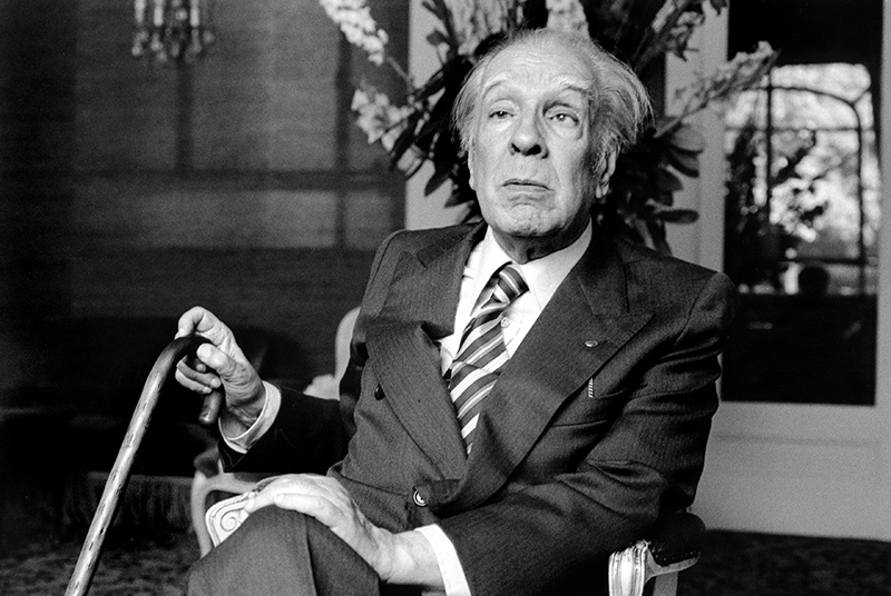 Jorge Luis Borges: Arjantin edebiyat Panteonunun ölümsüz tanrısı