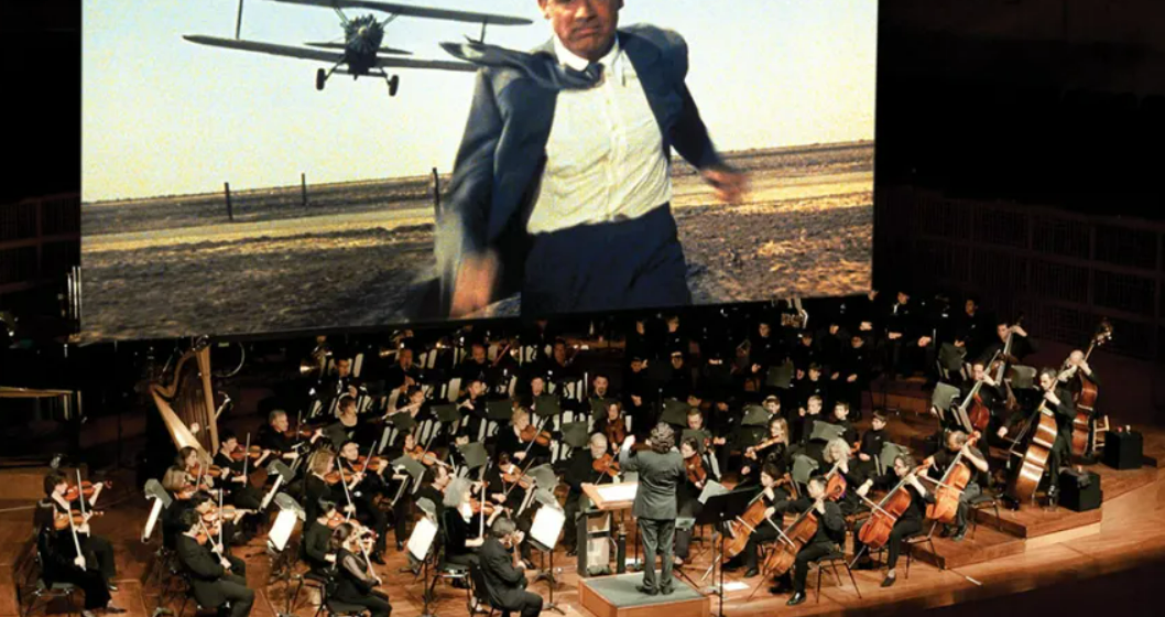 Arka Plan Estetiği ve Müziğin Kaybolan Merkeziliği