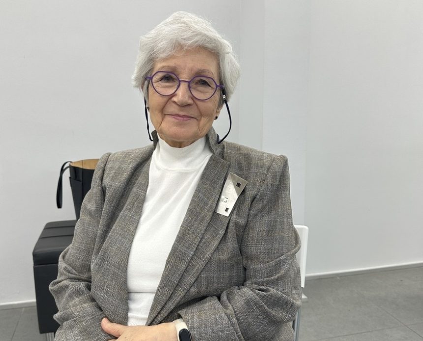 oie_lRHNqJ4eEiTk MERİÇ HIZAL İLE GÜNEŞİN HAFIZASI SERGİSİ ÜZERİNE