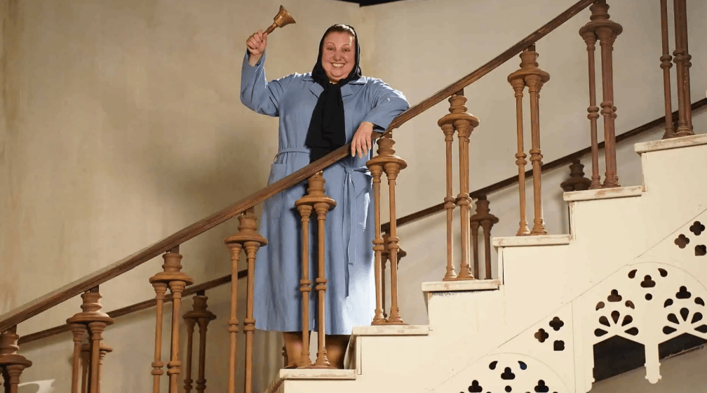 SEVİLEN KADIN, GÖRÜNMEYEN HAYAT: ADİLE NAŞİT’İ YENİDEN OKUMAK!