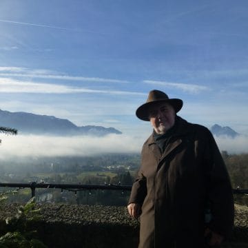 HİKMET TEMEL AKARSU’DAN BİR BURUK İSTANBUL / DUYGUSAL KENTLER-1