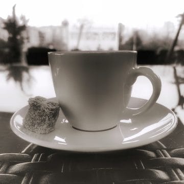 Fincanın Kıyısından Odak Etiğine