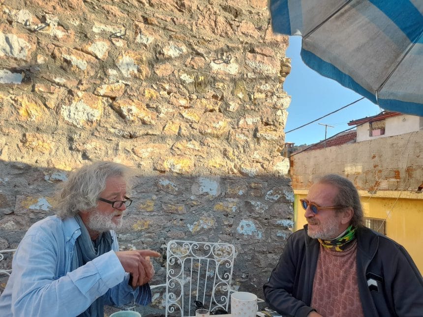 NURETTİN BELİKIRIK: “NEDEN SORUSU, YAPTIĞIM RESİMLERİMİM BİR İFADESİ OLARAK ORADA DURUYOR.”