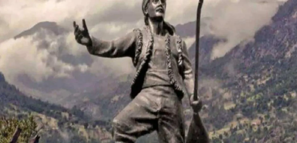 Karacaoğlan Hâlâ Otobüse Bindirilmiyor