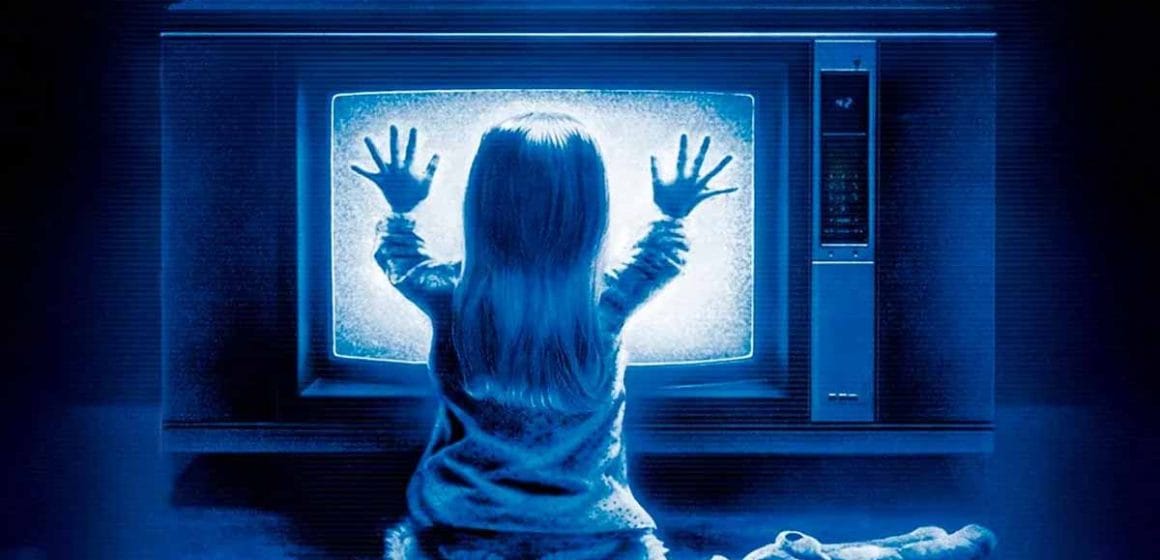Poltergeist ya da Sinyalsiz Ekrandan Dışarı Fırlayan Dehşet