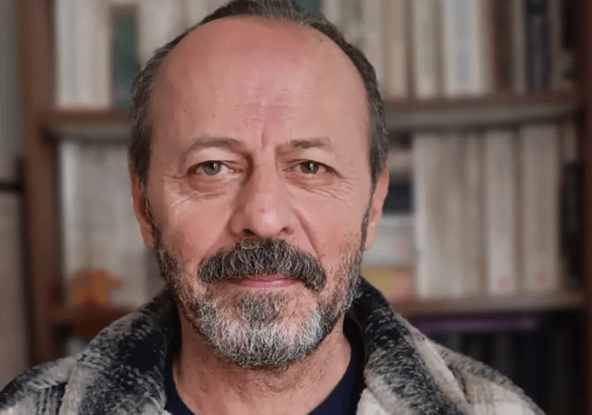Şahbender Korkmaz: Kasabanın Kuyu Dibinden Dünyaya Bakmak!