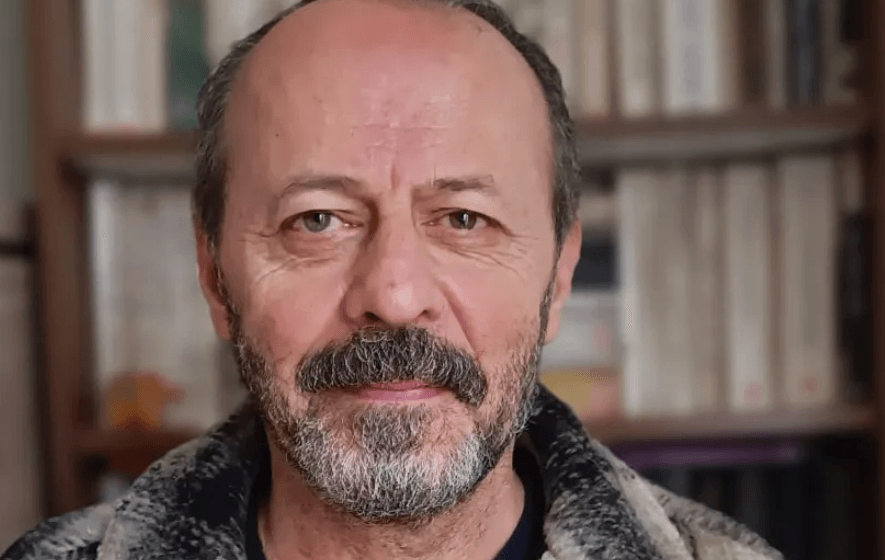 Şahbender Korkmaz: Kasabanın Kuyu Dibinden Dünyaya Bakmak!