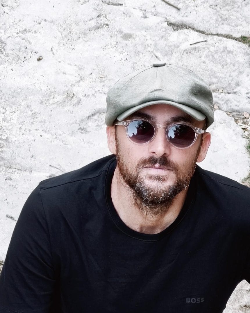 Cenk Gündoğdu’nun son kitabı üzerine: Yaz Bunaltısı, Yaz Melankolisi