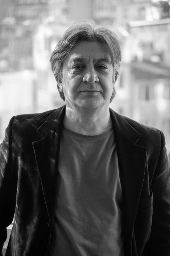 Levent Karataş’ın Melez Peri Kitabı Üzerine Bir Poetika ve Direniş Okuması
